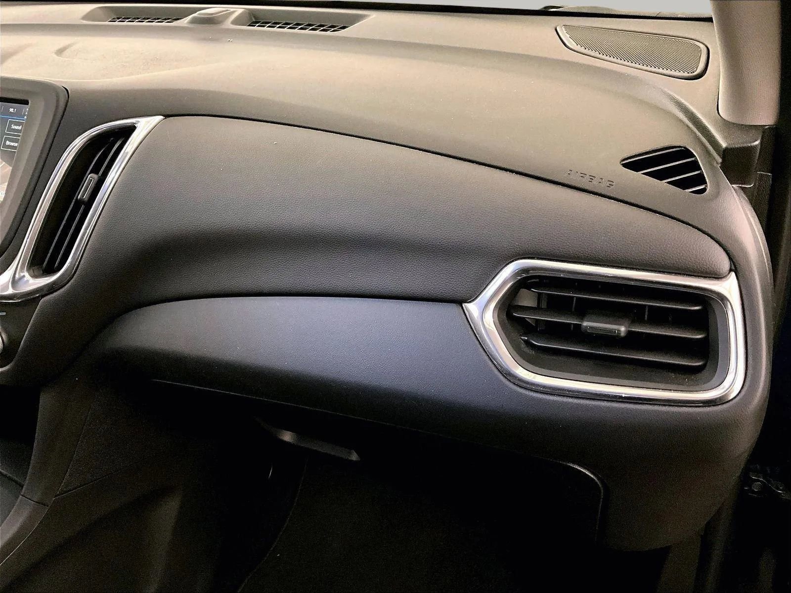 Used 2019 Chevrolet Equinox LT image 15