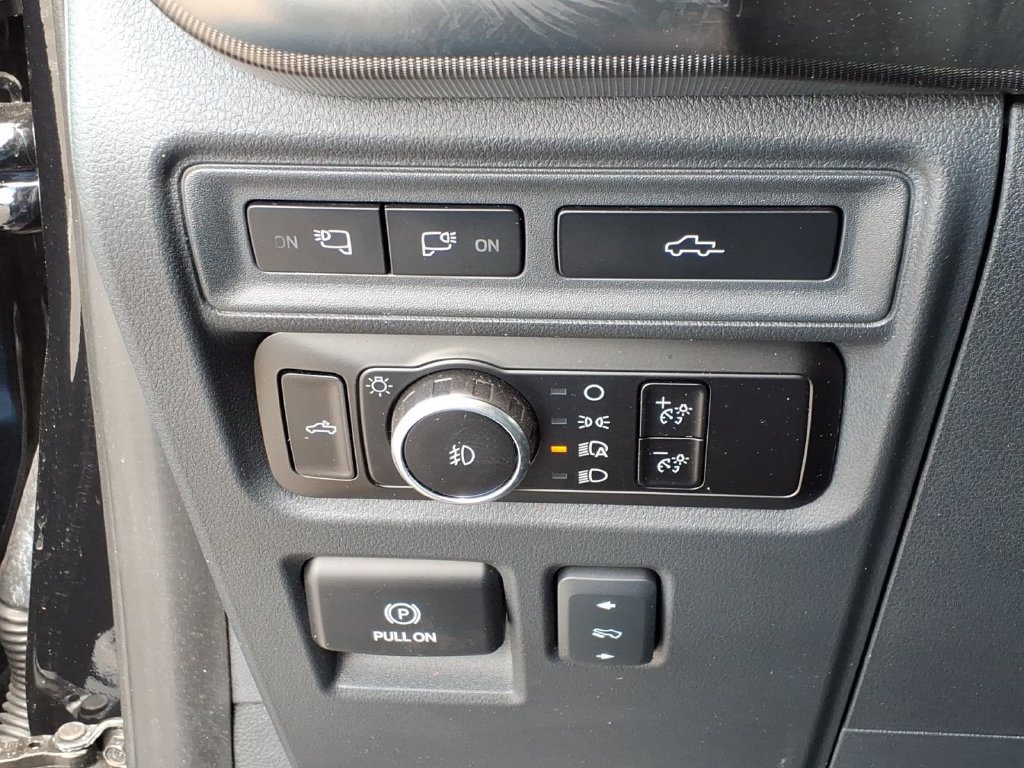 Used 2024 Ford F150 Lariat w/ Equipment Group 502A High AWD/4WD image 37