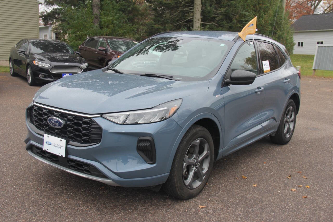Certified 2024 Ford Escape ST-Line w/ Tech Pack #1 image 9