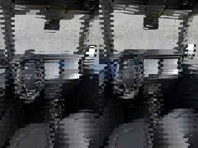 New 2025 Ford Bronco Badlands image 9