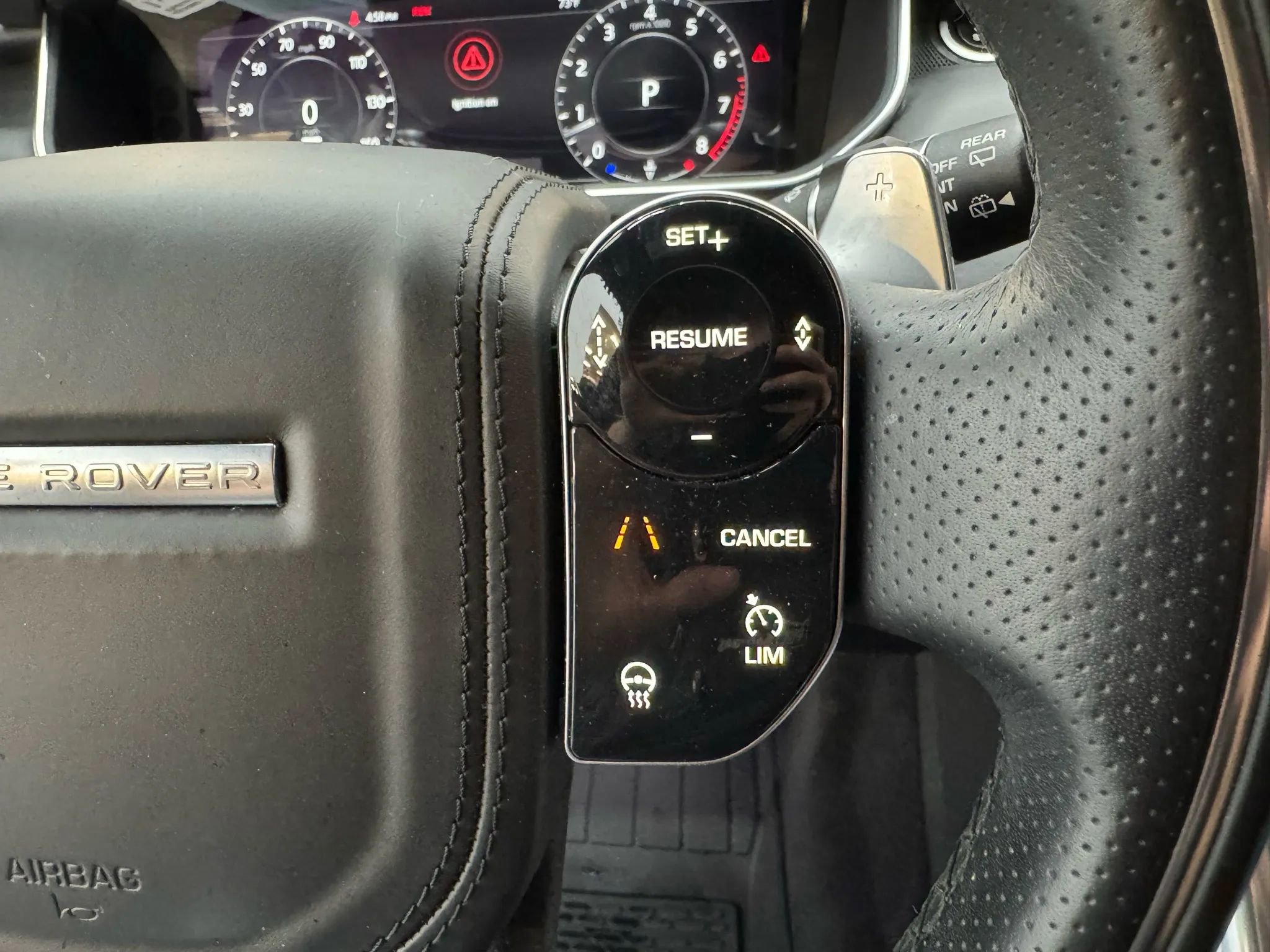 Used 2019 Land Rover Range Rover Sport HSE Dynamic image 17