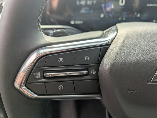 New 2027 Chevrolet Equinox LT w/ Convenience Package II FWD image 16