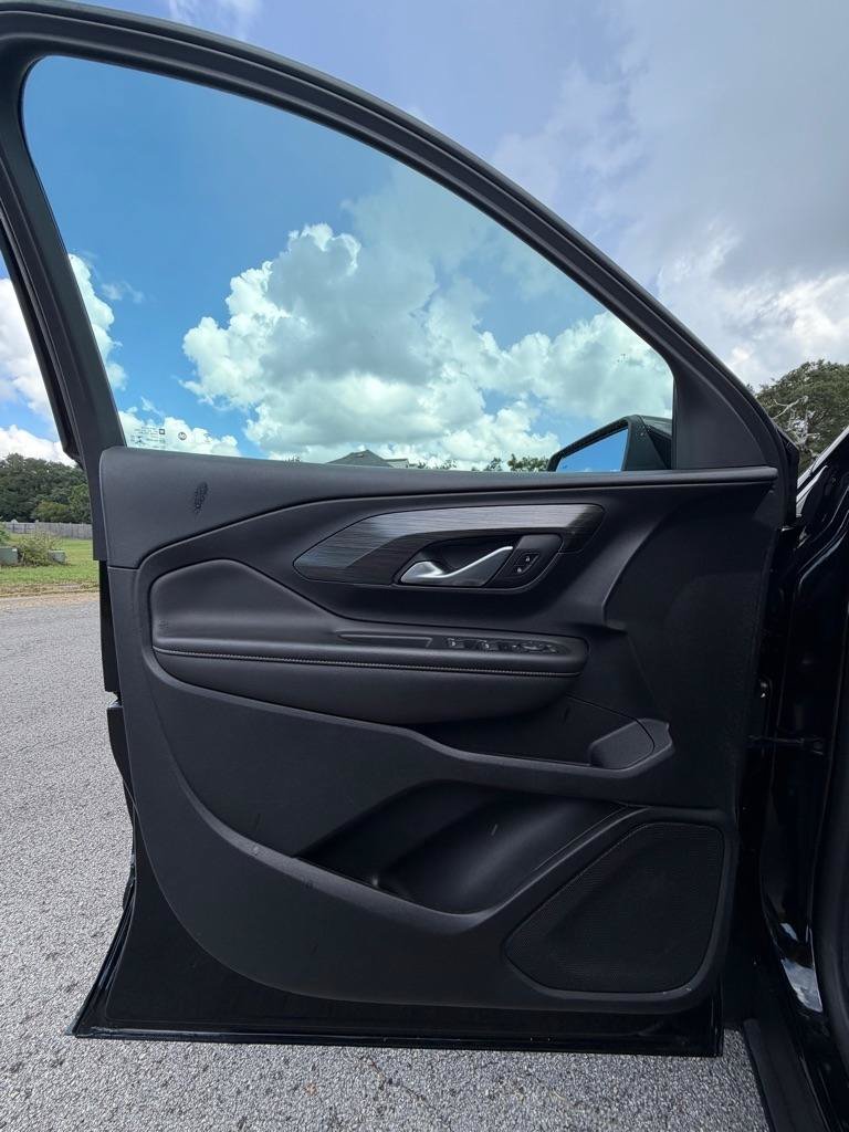 Used 2022 GMC Terrain SLE w/ Driver Convenience Package AWD/4WD image 10