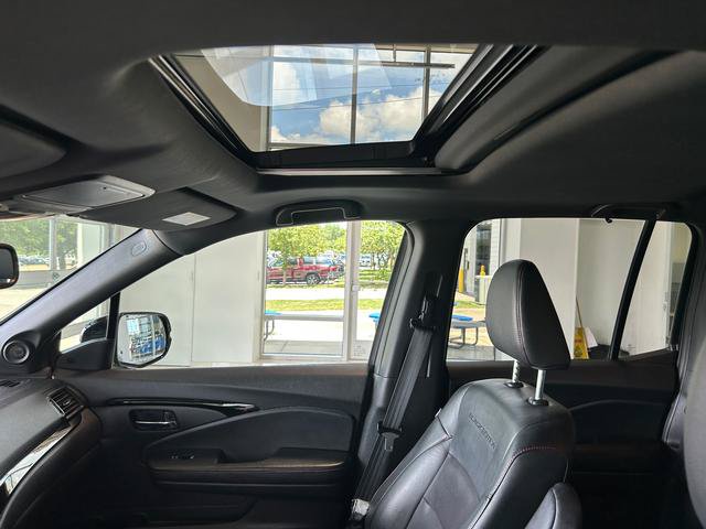 Used 2019 Honda Ridgeline Black Edition image 15