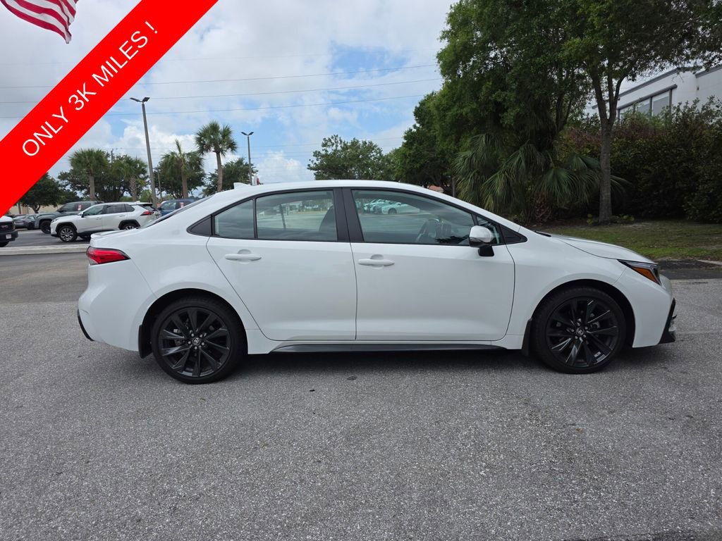 Used 2026 Toyota Corolla SE FWD image 12