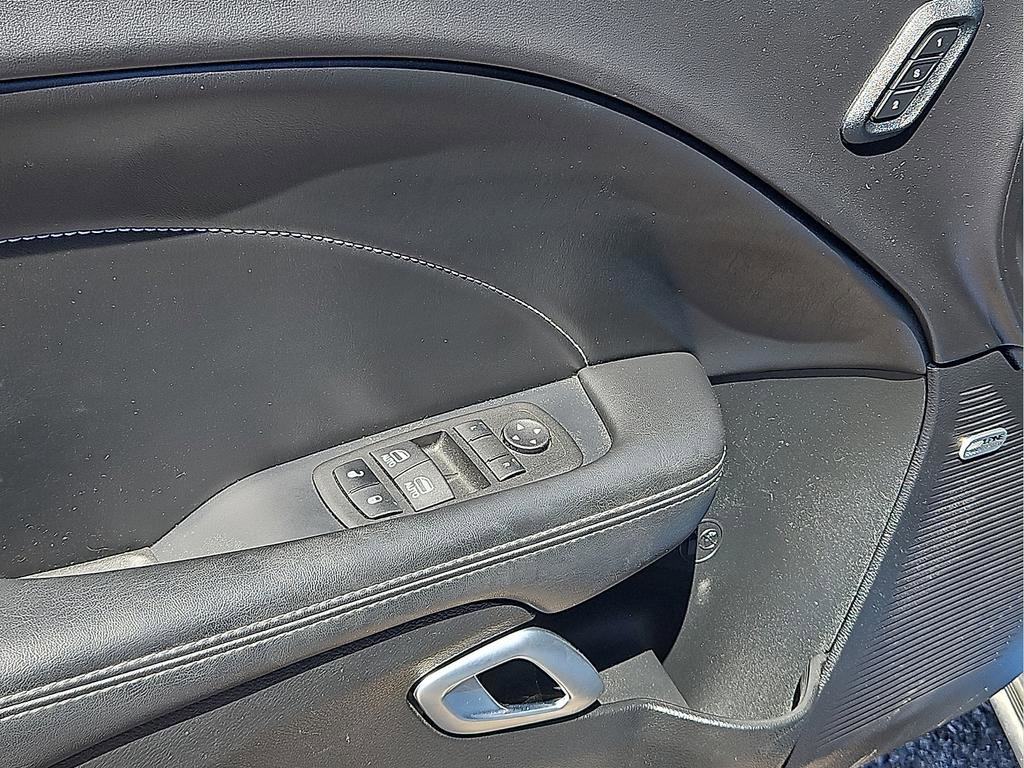 Used 2023 Dodge Challenger SXT w/ Plus Package RWD image 11