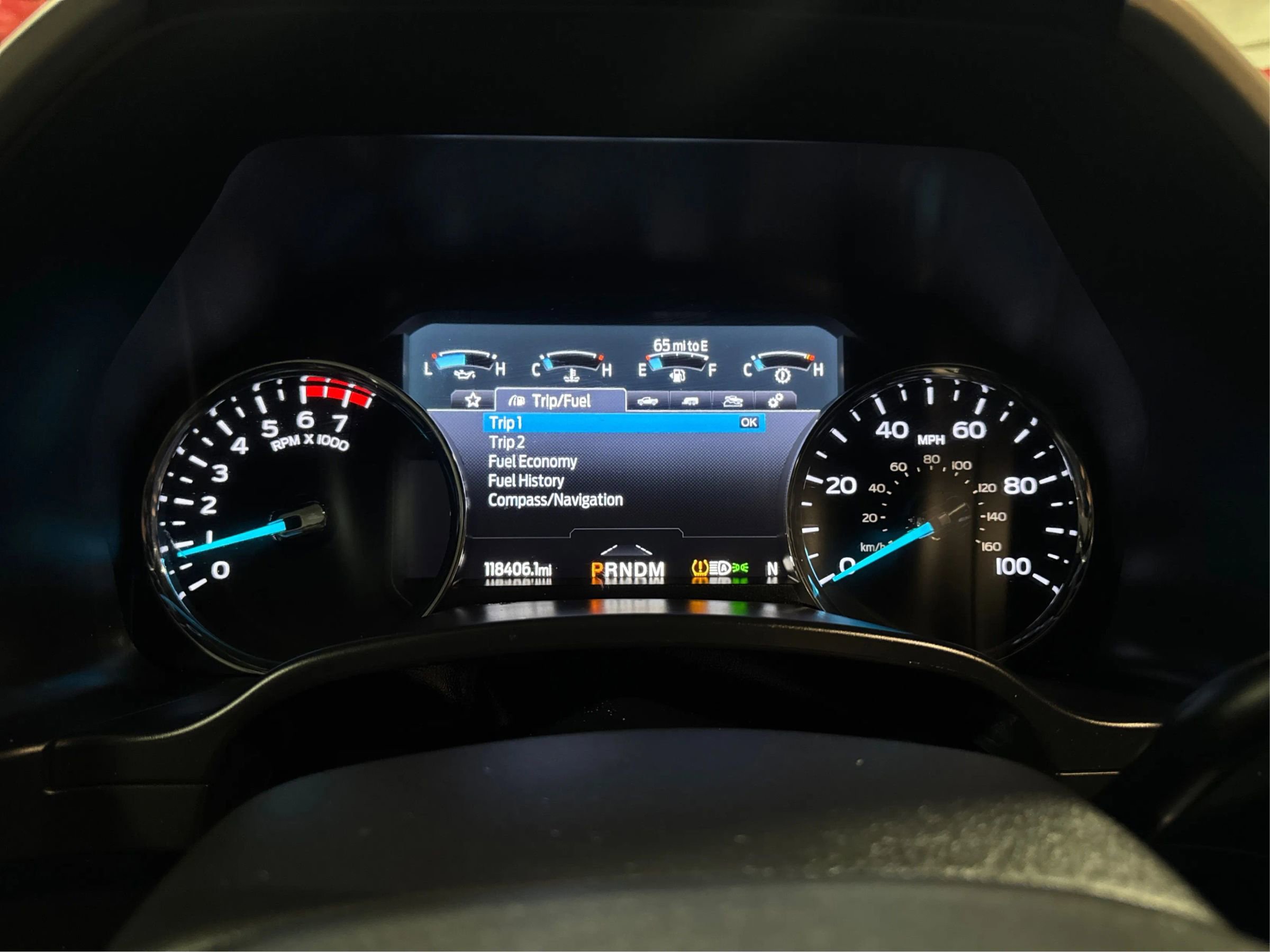 Used 2022 Ford F350 Lariat w/ Black Appearance Package image 21