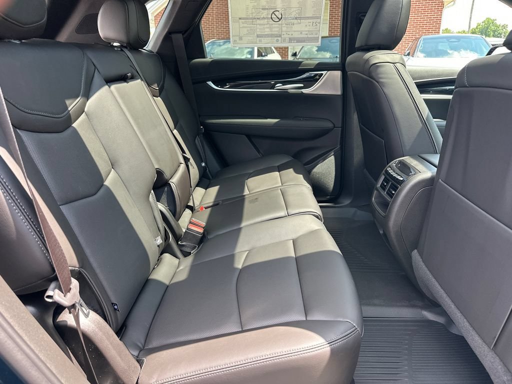 New 2026 Cadillac XT5 Premium Luxury w/ Driver Assist Package FWD image 15