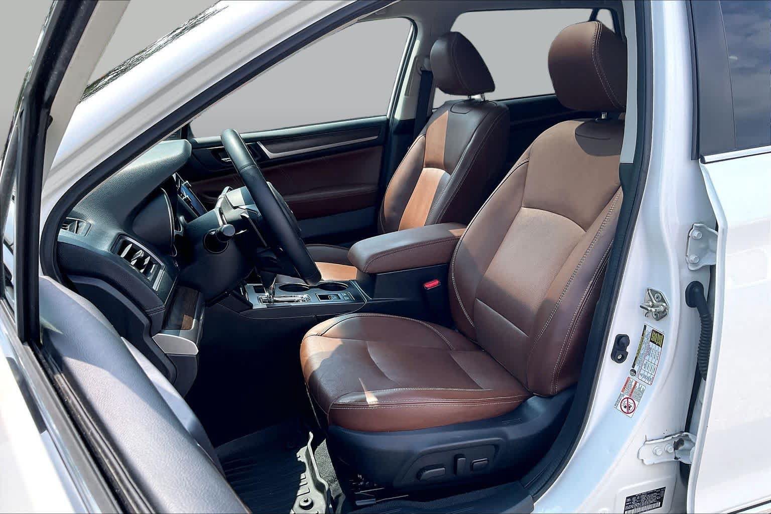 Used 2019 Subaru Outback 3.6R Touring AWD/4WD image 7