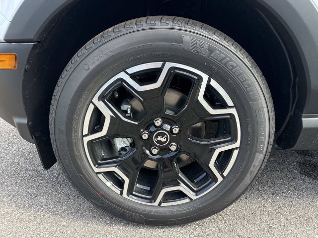 New 2026 Ford Bronco Sport Outer Banks AWD/4WD image 9