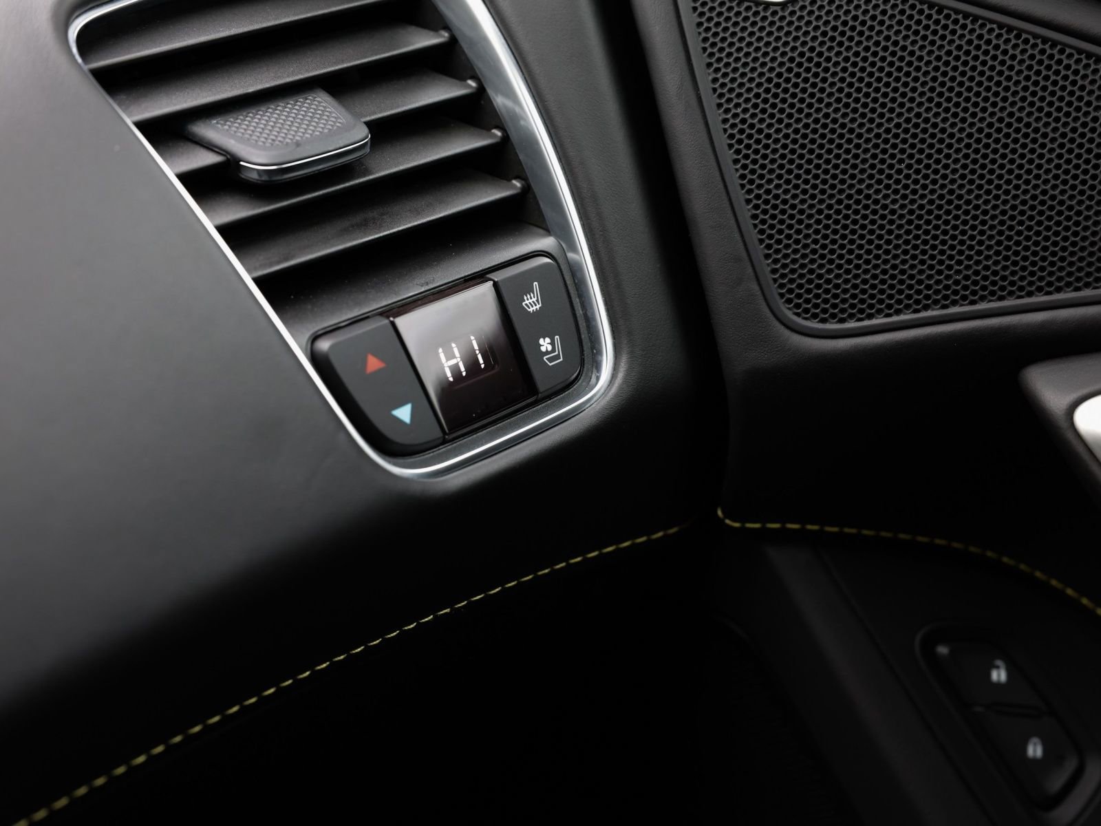 Used 2019 Chevrolet Corvette Z06 image 12