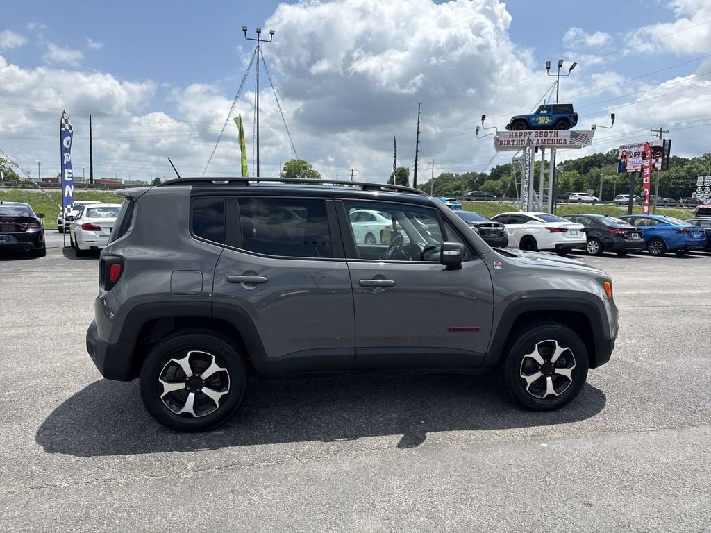 Used 2021 Jeep Renegade Trailhawk AWD/4WD image 14