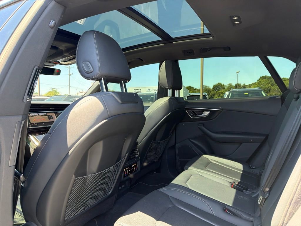 Used 2020 Audi Q8 Prestige w/ Prestige Package AWD/4WD image 15