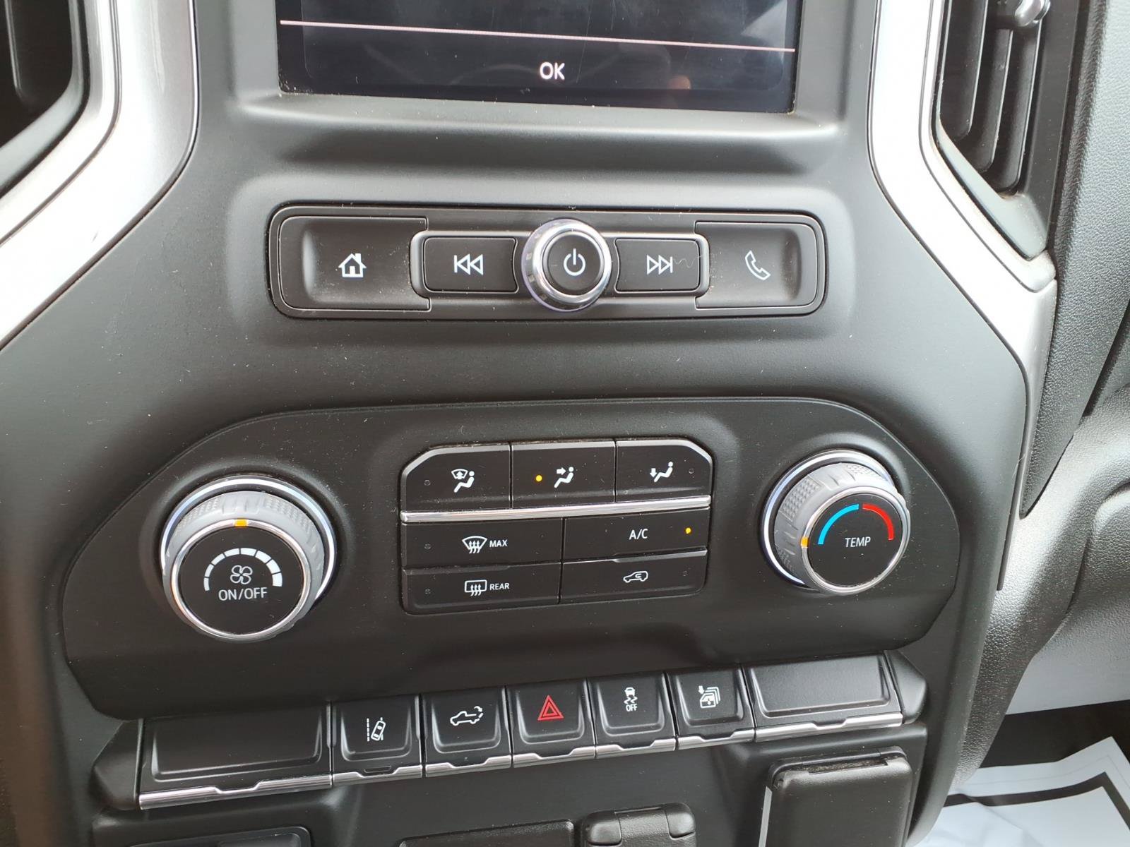 Certified 2024 Chevrolet Silverado 2500 Custom w/ Custom Convenience Package AWD/4WD image 24