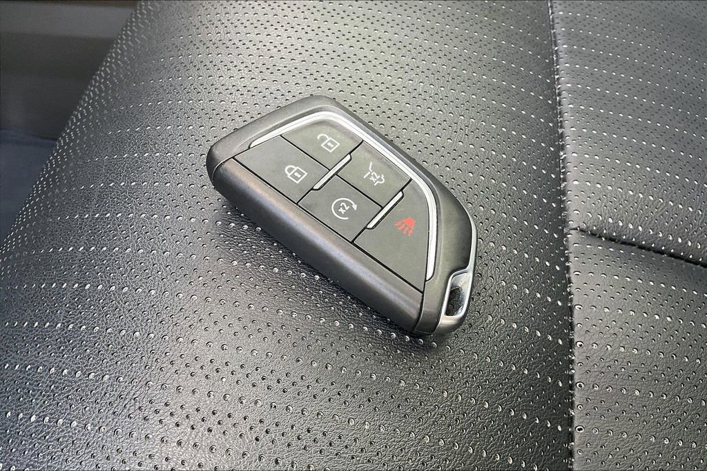 Used 2026 Cadillac Vistiq Luxury image 37