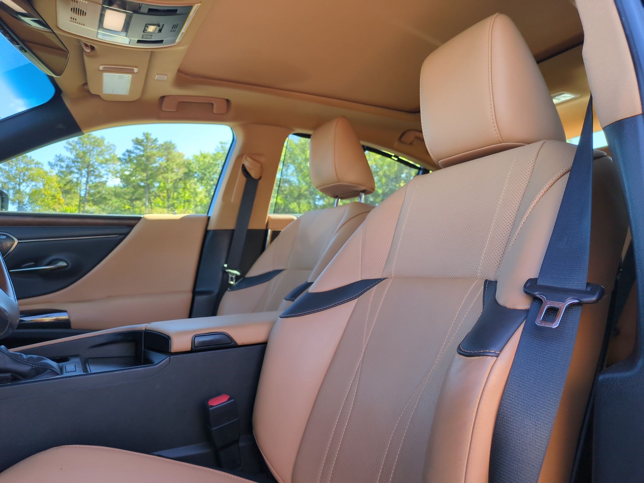 Used 2023 Lexus ES 350 Ultra Luxury w/ Accessory Package (Z2) FWD image 16