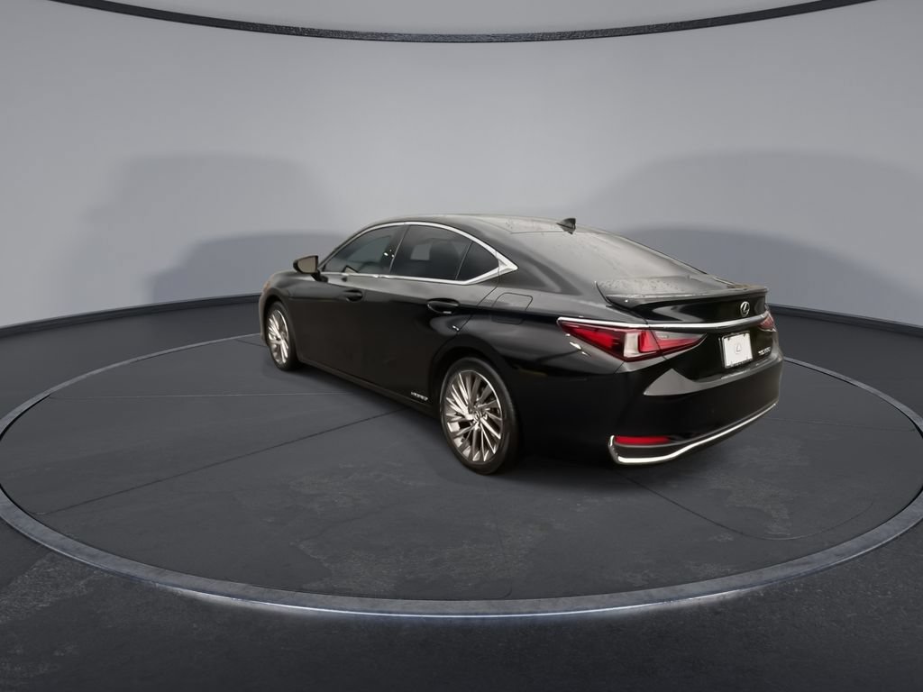 Used 2022 Lexus ES 300h Ultra Luxury w/ Accessory Package 2 FWD image 7