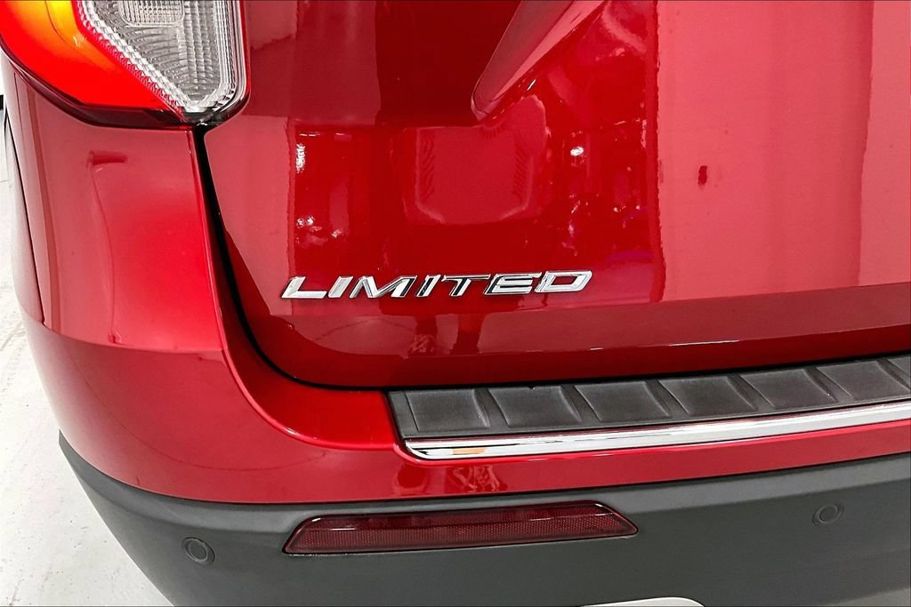 Used 2022 Ford Explorer Limited w/ Equipment Group 301A RWD image 39