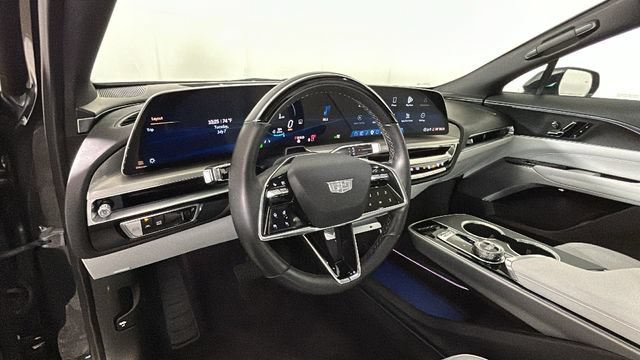 Used 2024 Cadillac Lyriq Sport RWD image 13