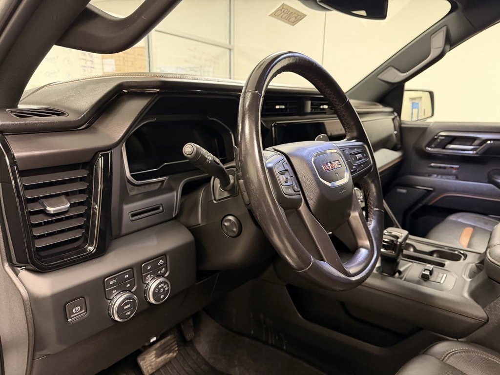 Certified 2022 GMC Sierra 1500 AT4 w/ AT4 Preferred Package image 14
