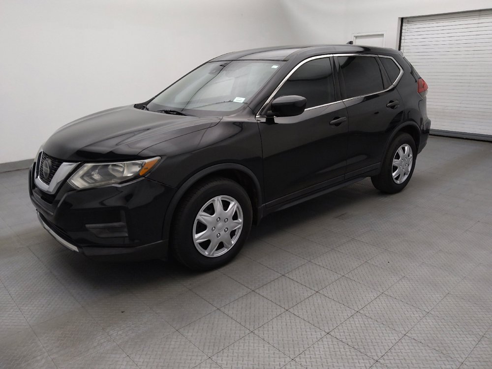 Used 2019 Nissan Rogue S FWD image 2