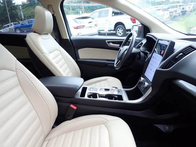 Used 2023 Ford Edge SEL w/ Convenience Package AWD/4WD image 10