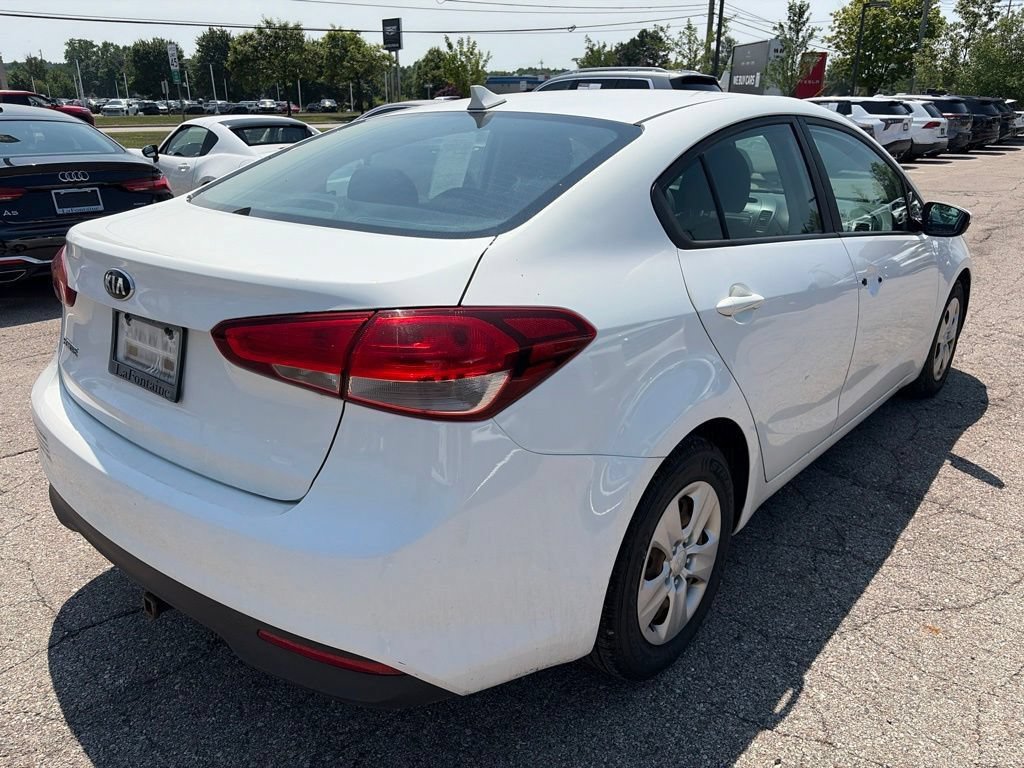 Used 2017 Kia Forte LX FWD image 5