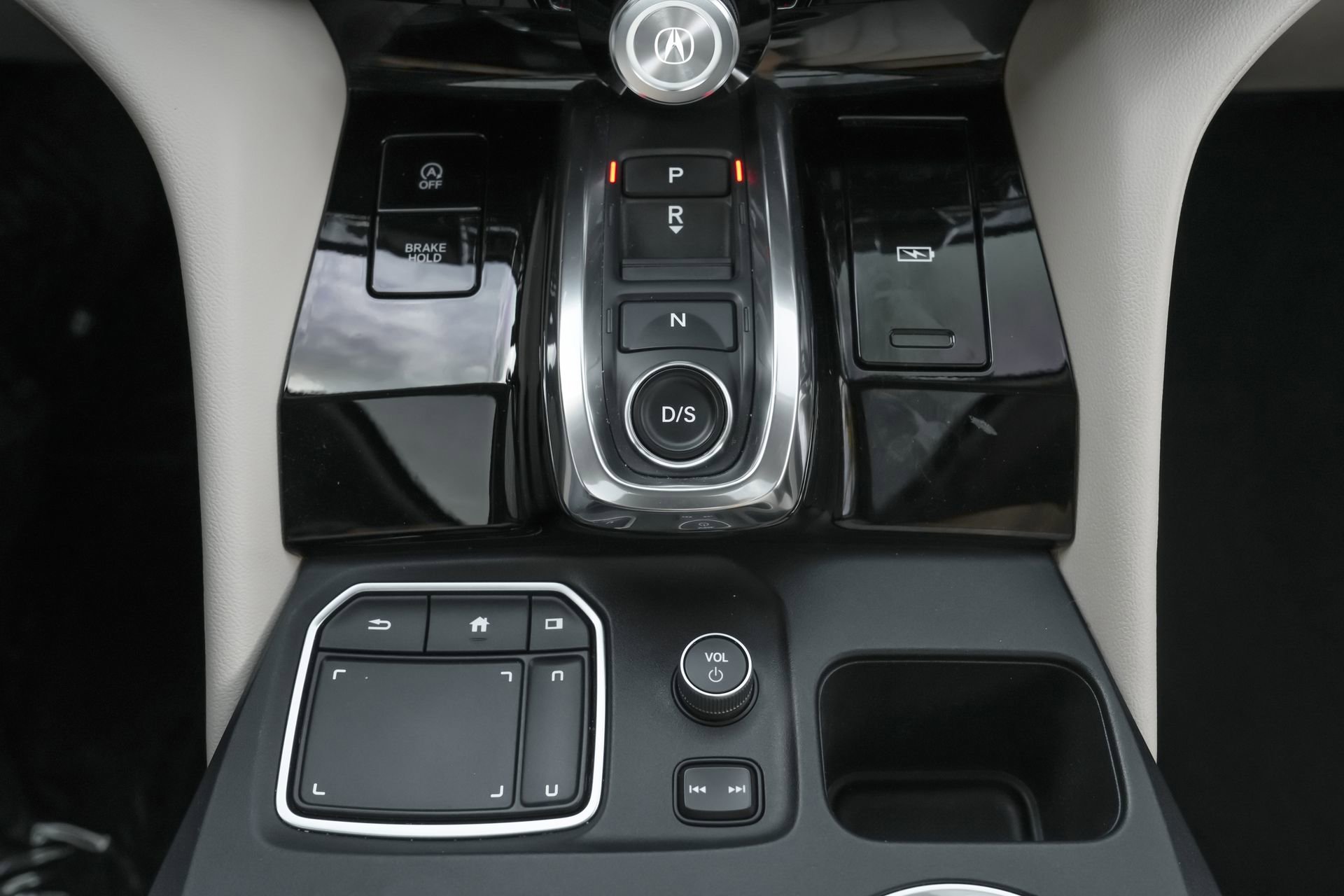 Used 2022 Acura MDX FWD image 16