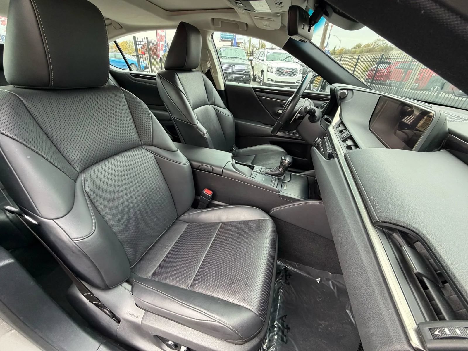 Used 2020 Lexus ES 350 w/ Premium Package FWD image 32