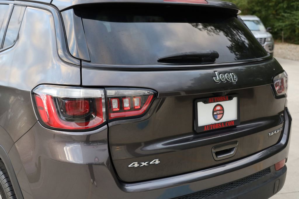 Used 2018 Jeep Compass Sport AWD/4WD image 28