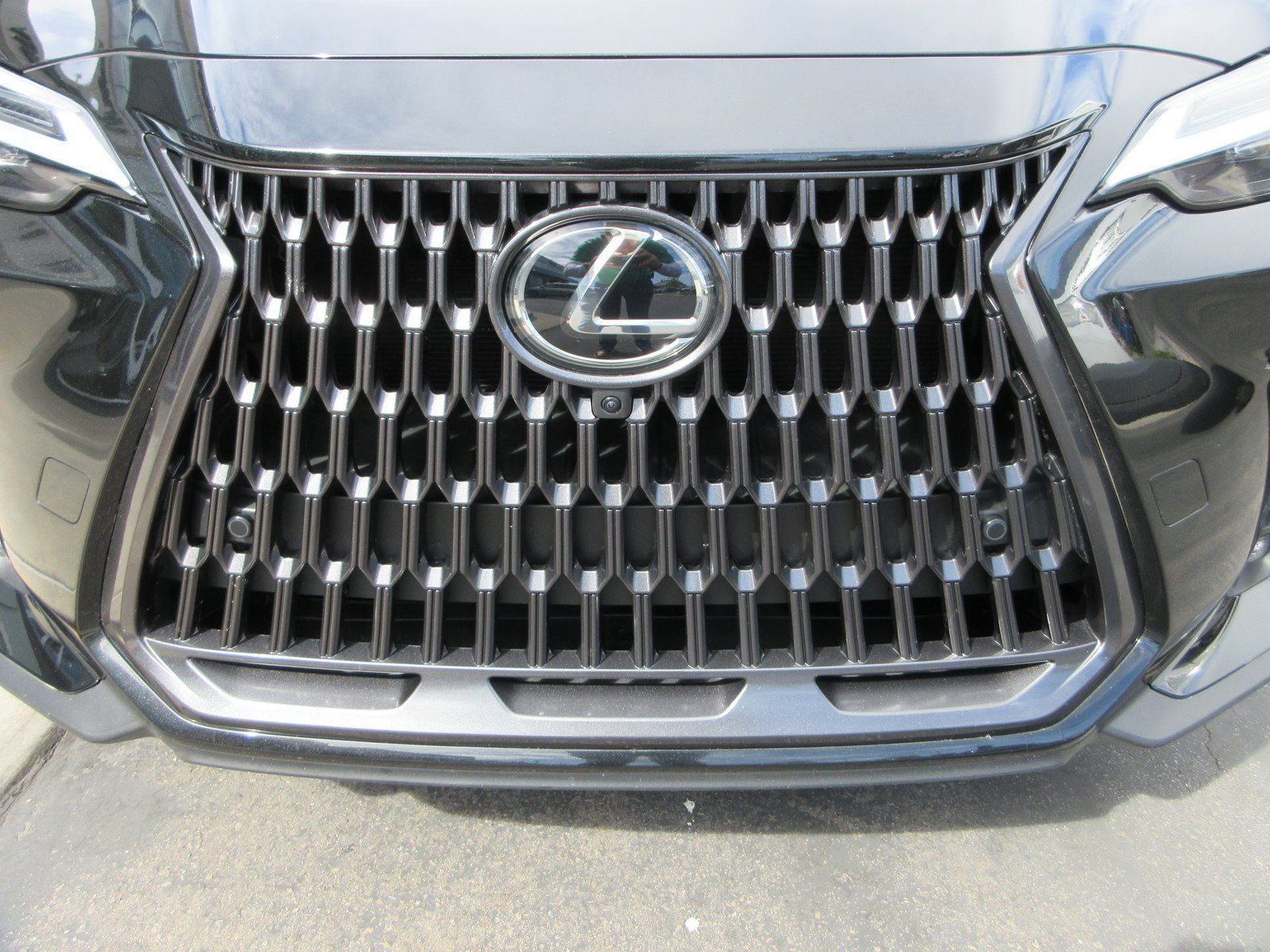 Used 2025 Lexus NX 350h AWD w/ Cold Area Package image 15