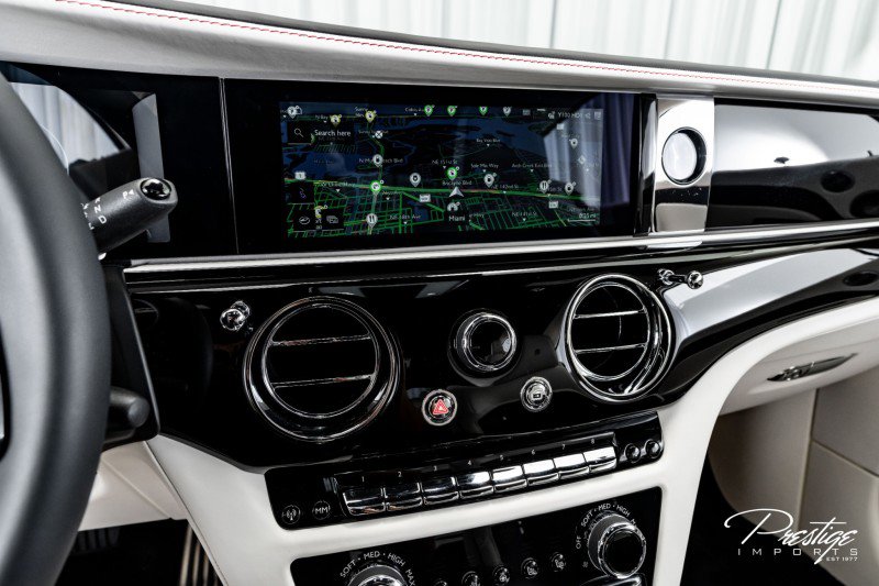 Used 2024 Rolls-Royce Spectre w/ Spectre Launch Package image 35