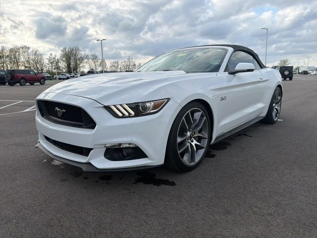 Used 2015 Ford Mustang GT Premium w/ Equipment Group 401A RWD image 4