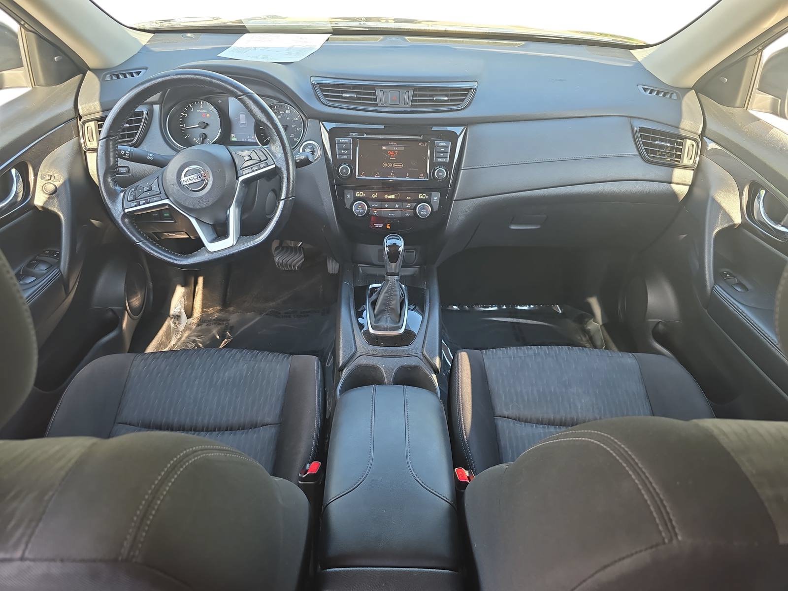 Used 2020 Nissan Rogue SV FWD image 9