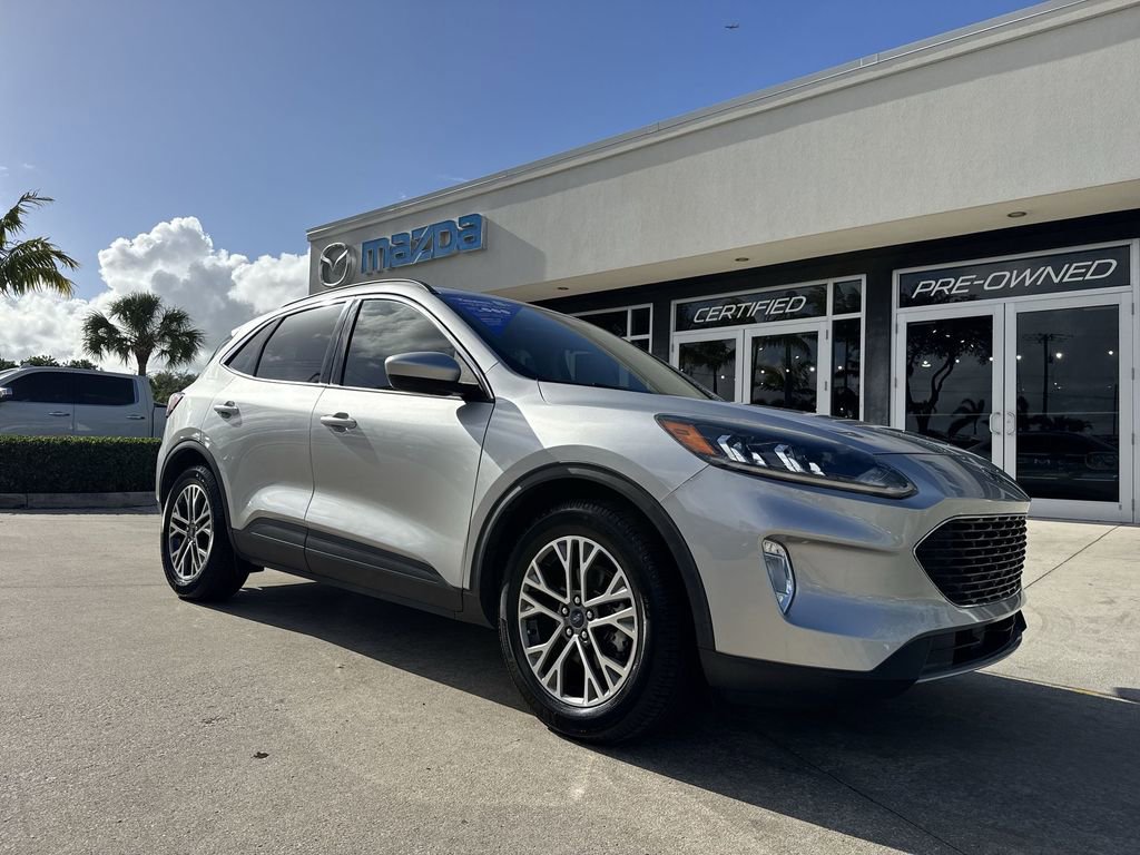 Used 2020 Ford Escape SEL image 23