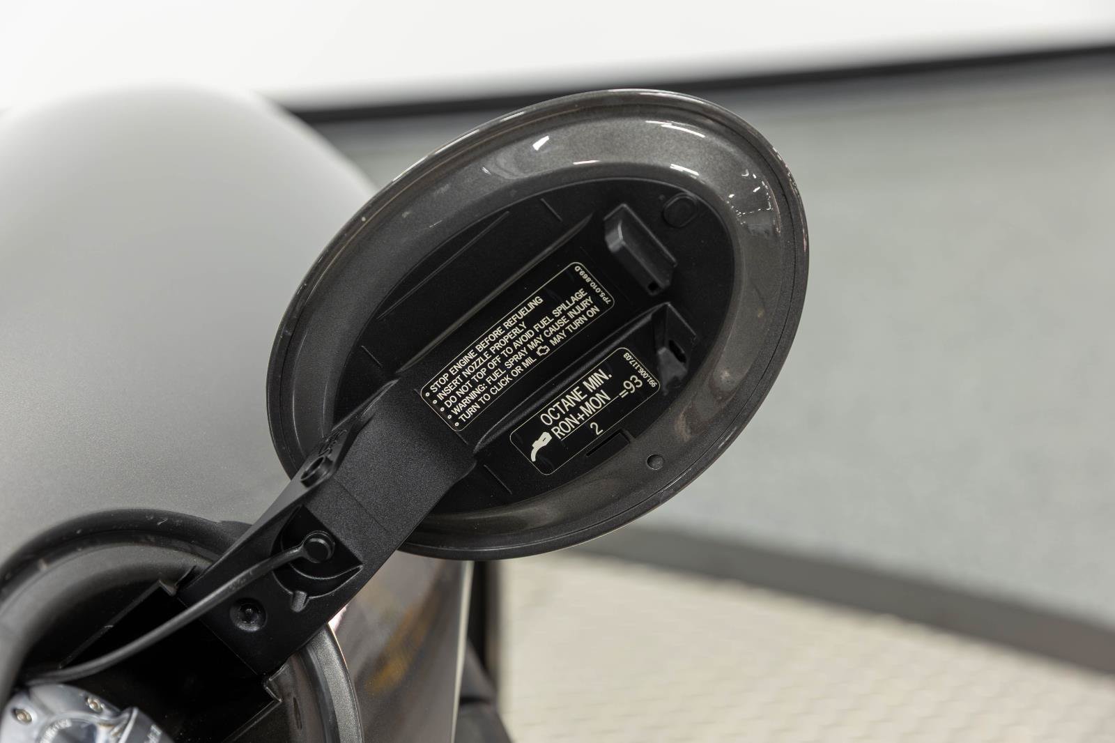 Used 2015 Porsche 911 Turbo S AWD/4WD image 43