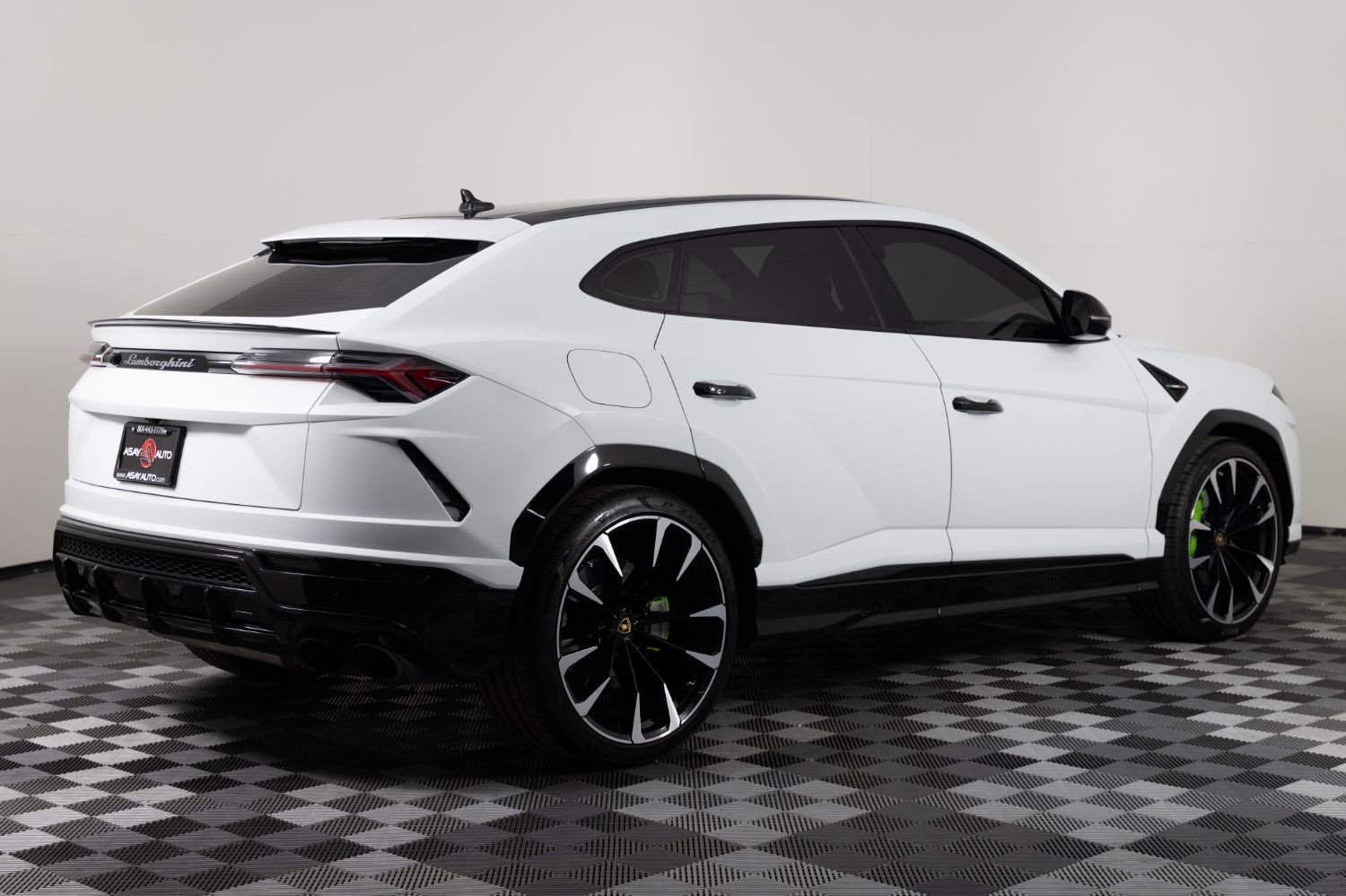 Used 2021 Lamborghini Urus AWD/4WD image 7