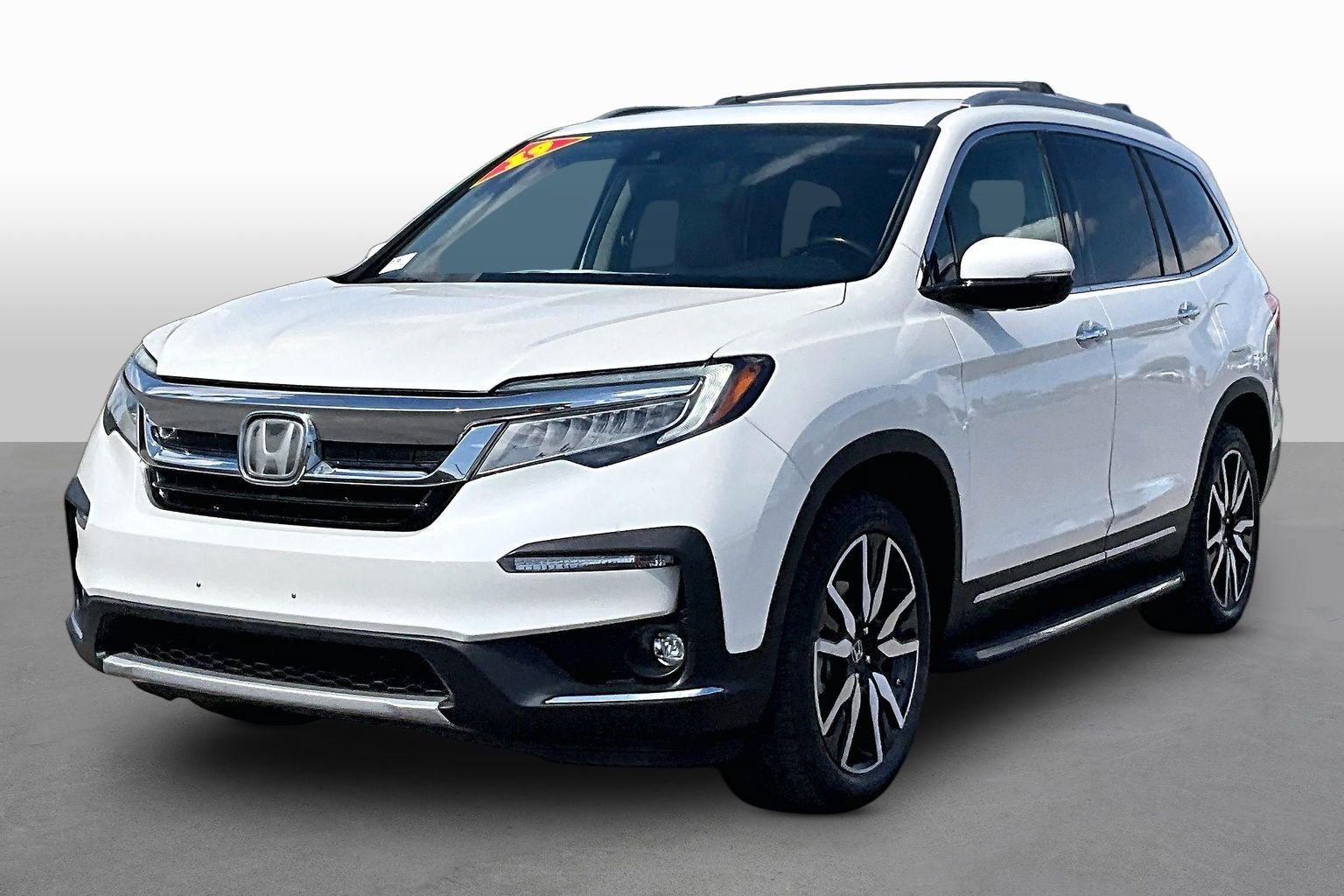 Used 2019 Honda Pilot Touring image 1