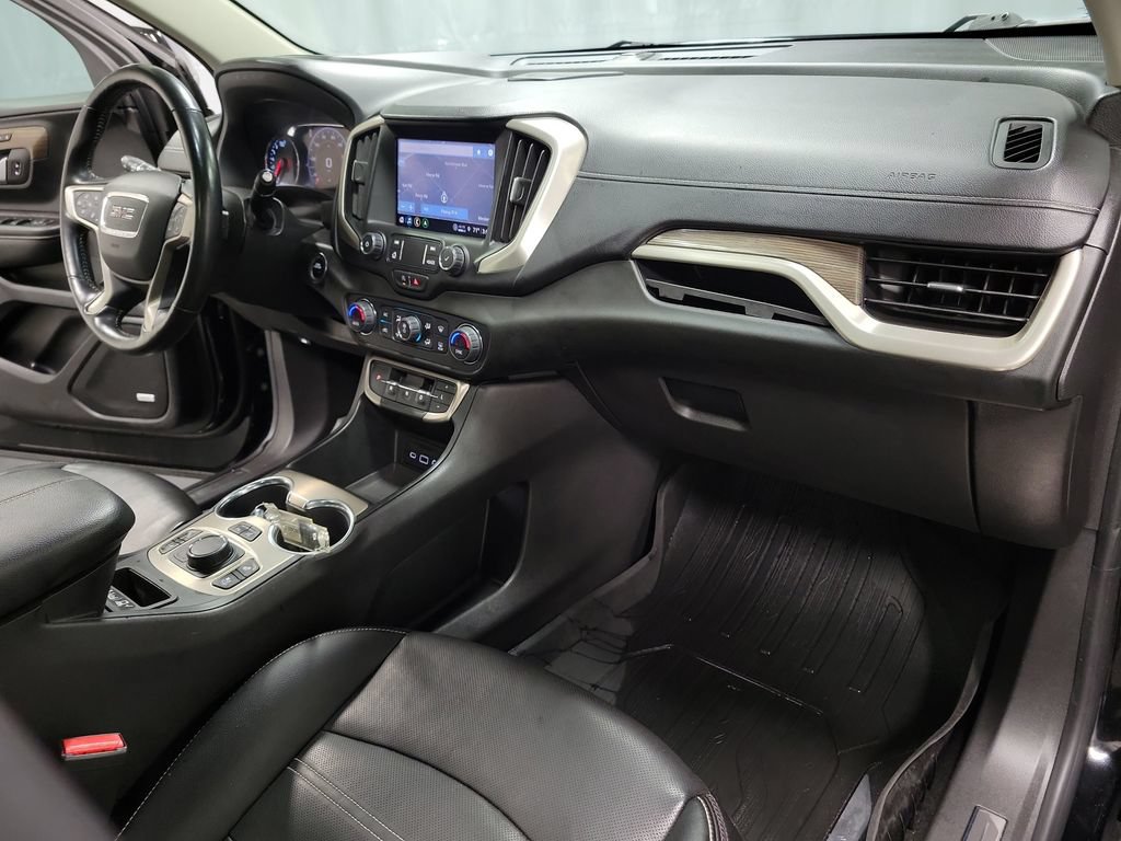 Used 2022 GMC Terrain Denali w/ LPO, Floor Liner Package AWD/4WD image 35