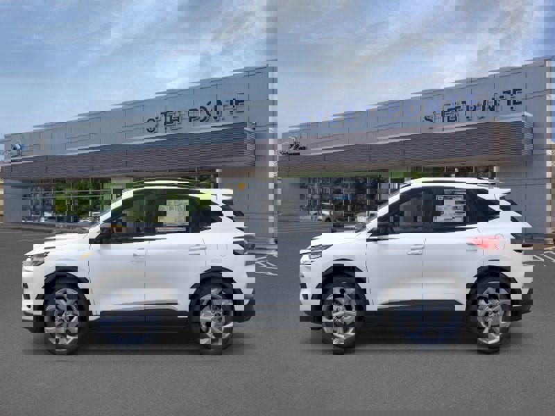 New 2025 Ford Escape ST-Line w/ Cold Weather Package image 3