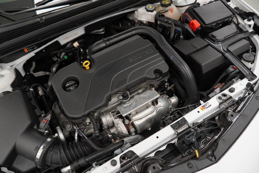 Certified 2023 Chevrolet Malibu LS FWD image 41