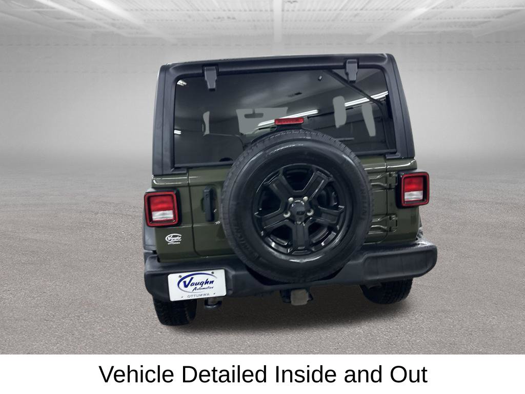 Used 2022 Jeep Wrangler Unlimited Sport AWD/4WD image 12