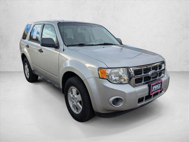 Used 2009 Ford Escape XLS image 3