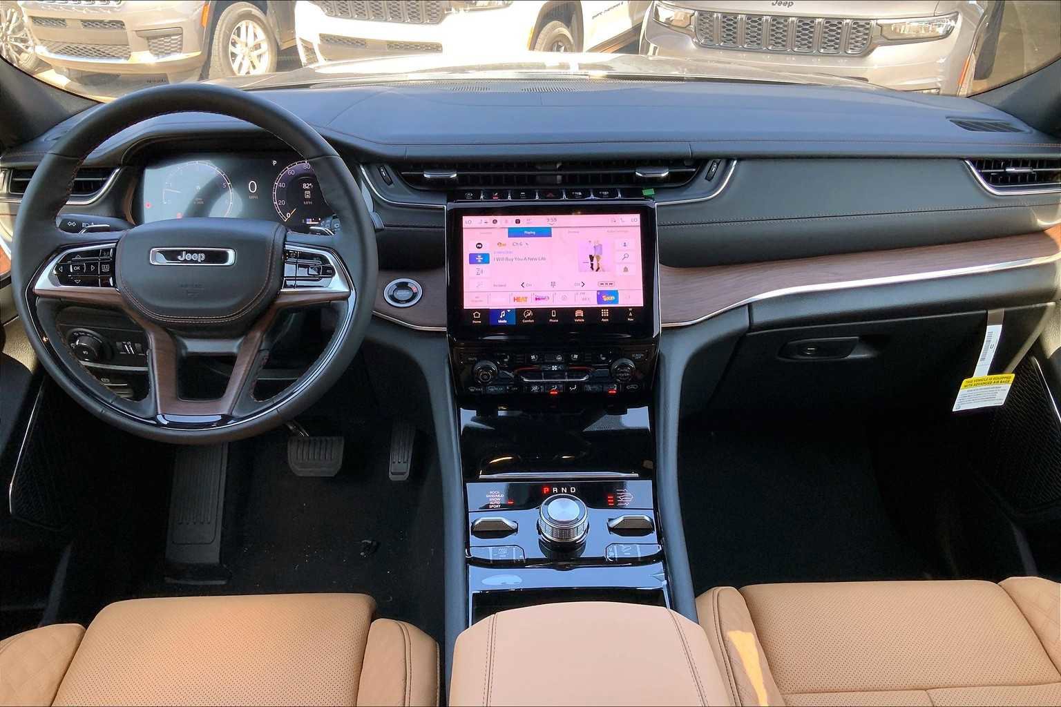 New 2025 Jeep Grand Cherokee L Summit w/ MOPAR Finishing Package image 6