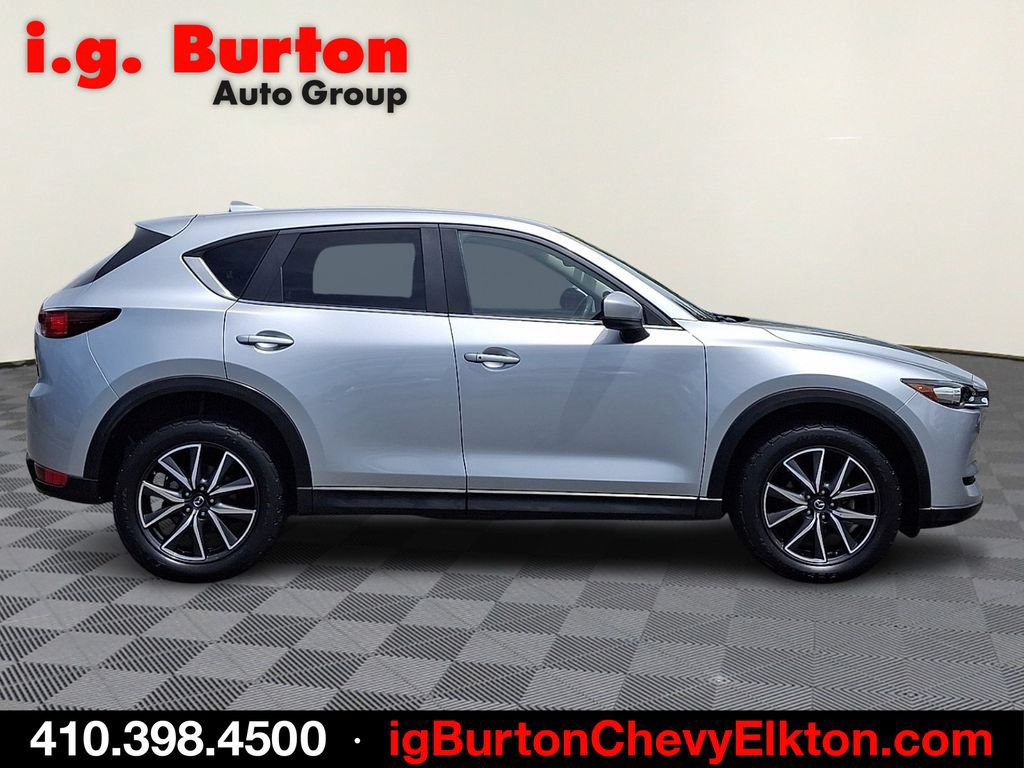 Used 2018 MAZDA CX-5 Touring w/ Preferred Equipment Package FWD image 7