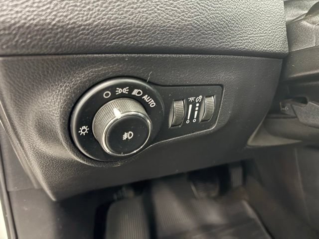 Used 2020 Jeep Compass Trailhawk AWD/4WD image 14