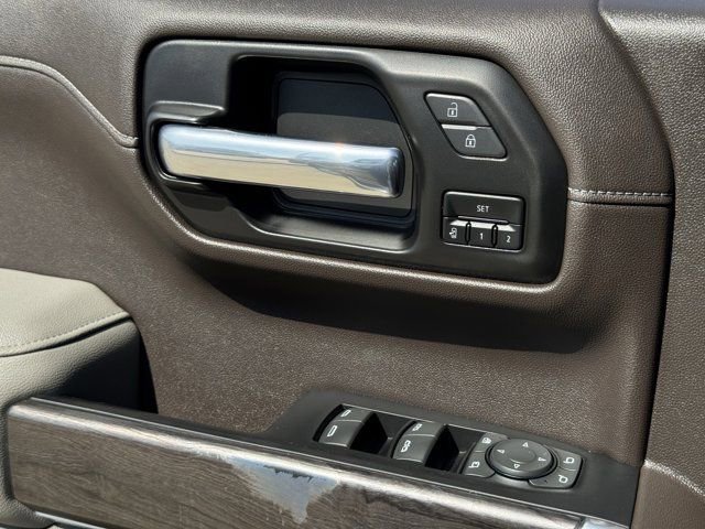 Used 2022 Chevrolet Silverado 1500 LTZ image 23