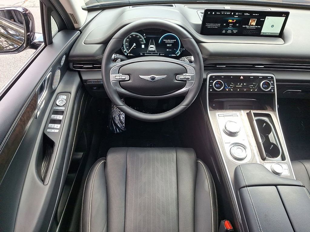 Used 2024 Genesis GV80 2.5T w/ Prestige Package image 21