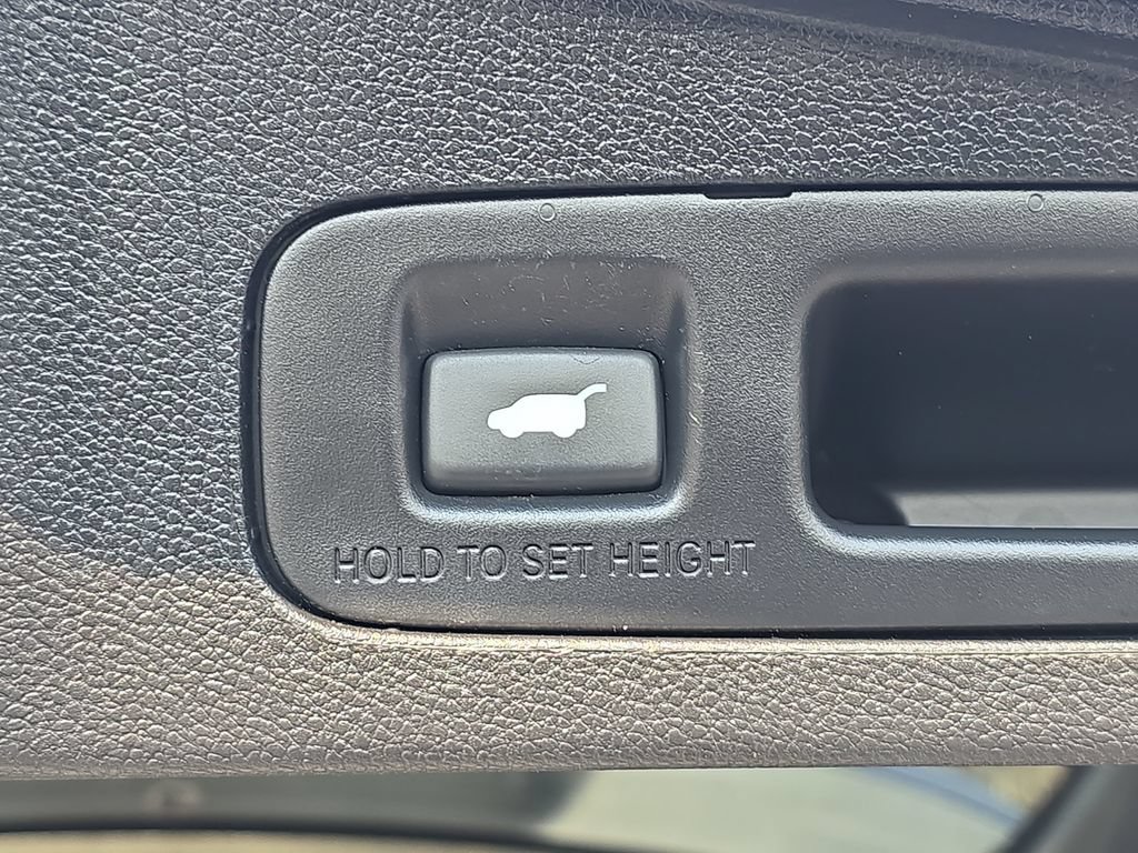 Used 2021 Honda CR-V Touring image 16