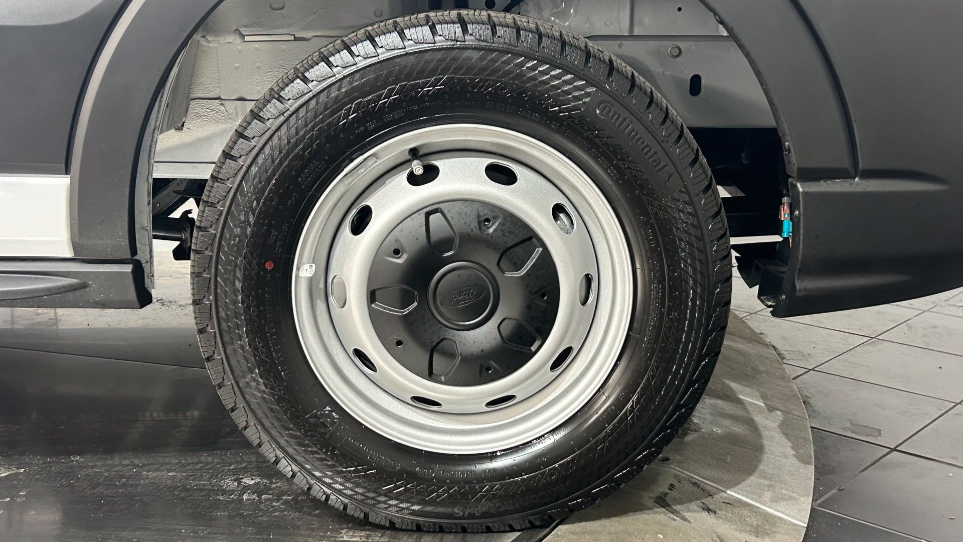 New 2026 Ford Transit 150 Low Roof RWD image 18